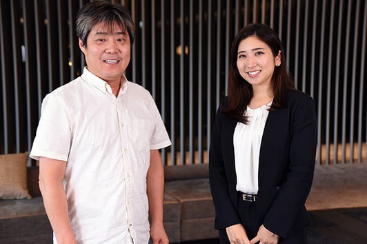 川合 靖一様と営業担当