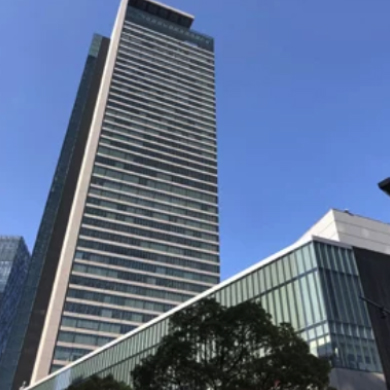 アメリカ不動産を専門とする弊社スタッフ